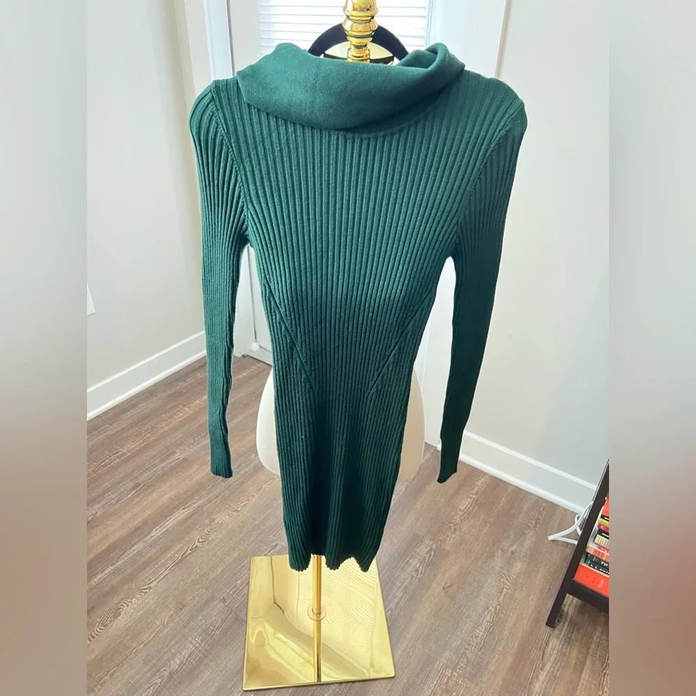 Green Ribbed Knit Dress - Picture 3 of 5